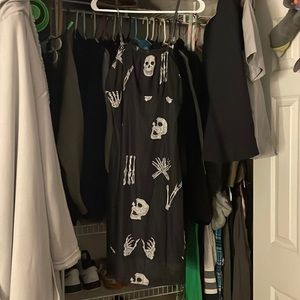 Black skull dress